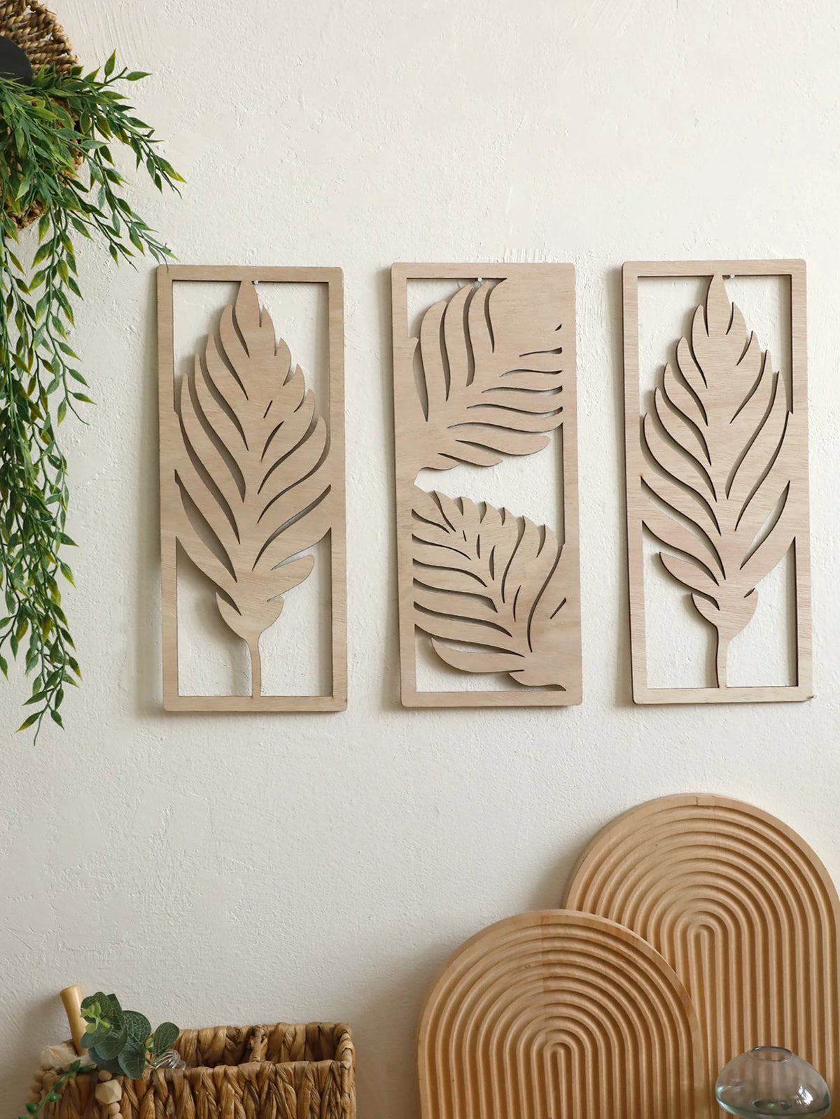 Wooden Leaf Wall Art Set